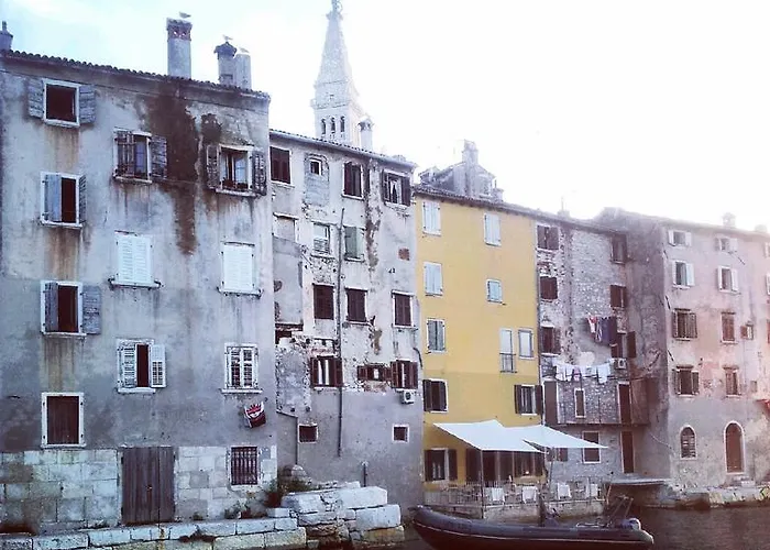 Segalla Πανσιόν